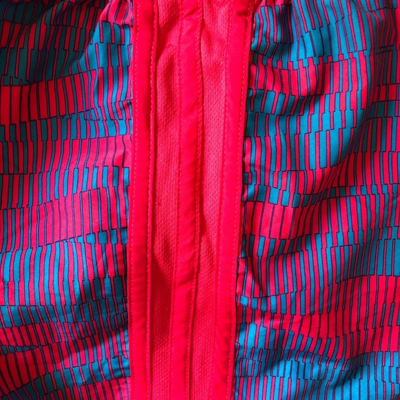 Pink and blue Adidas shorts - Picture 5 of 9